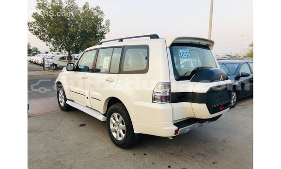 Buy Import Mitsubishi Pajero White Car in Import - Dubai in Anse-la-Raye Buy Import Mitsubishi Pajero White Car in Import - Dubai in Anse-la-Raye
