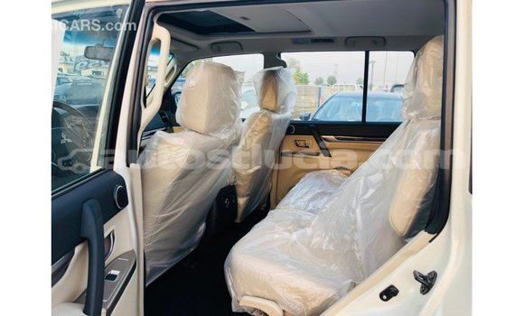 Buy Import Mitsubishi Pajero White Car in Import - Dubai in Anse-la-Raye Buy Import Mitsubishi Pajero White Car in Import - Dubai in Anse-la-Raye