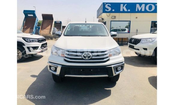 Buy Import Toyota Hilux White Car in Import - Dubai in Anse-la-Raye Buy Import Toyota Hilux White Car in Import - Dubai in Anse-la-Raye