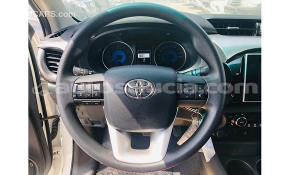 Buy Import Toyota Hilux White Car in Import - Dubai in Anse-la-Raye Buy Import Toyota Hilux White Car in Import - Dubai in Anse-la-Raye