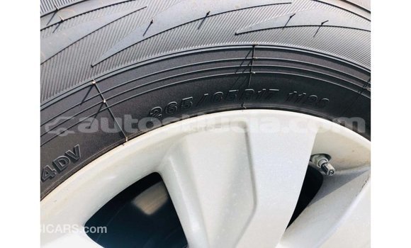 Buy Import Toyota Hilux White Car in Import - Dubai in Anse-la-Raye Buy Import Toyota Hilux White Car in Import - Dubai in Anse-la-Raye