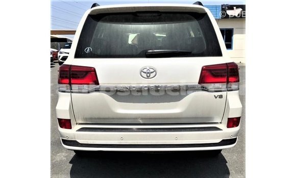 Buy Import Toyota Land Cruiser White Car in Import - Dubai in Anse-la-Raye Buy Import Toyota Land Cruiser White Car in Import - Dubai in Anse-la-Raye