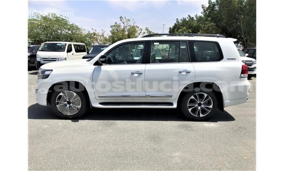 Buy Import Toyota Land Cruiser White Car in Import - Dubai in Anse-la-Raye Buy Import Toyota Land Cruiser White Car in Import - Dubai in Anse-la-Raye