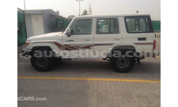 Buy Import Toyota Land Cruiser White Car in Import - Dubai in Anse-la-Raye Buy Import Toyota Land Cruiser White Car in Import - Dubai in Anse-la-Raye