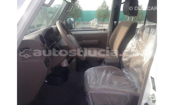 Buy Import Toyota Land Cruiser White Car in Import - Dubai in Anse-la-Raye Buy Import Toyota Land Cruiser White Car in Import - Dubai in Anse-la-Raye