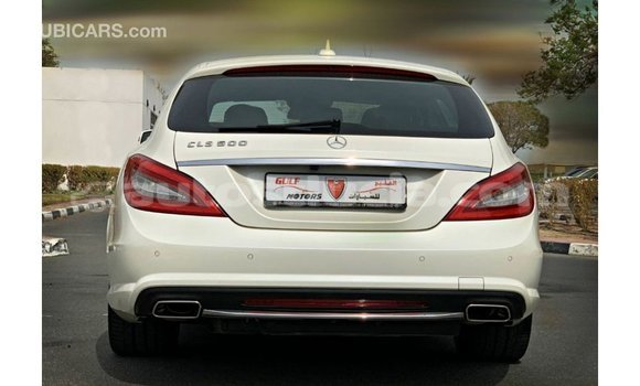 Buy Import Mercedes-Benz 190 (W201) White Car in Import - Dubai in Anse-la-Raye Buy Import Mercedes-Benz 190 (W201) White Car in Import - Dubai in Anse-la-Raye