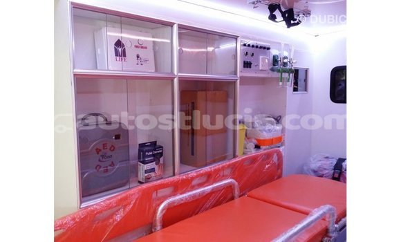 Buy Import Toyota Hiace White Car in Import - Dubai in Anse-la-Raye Buy Import Toyota Hiace White Car in Import - Dubai in Anse-la-Raye