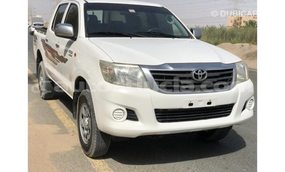 Buy Import Toyota Hilux White Car in Import - Dubai in Anse-la-Raye Buy Import Toyota Hilux White Car in Import - Dubai in Anse-la-Raye