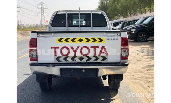 Buy Import Toyota Hilux White Car in Import - Dubai in Anse-la-Raye Buy Import Toyota Hilux White Car in Import - Dubai in Anse-la-Raye