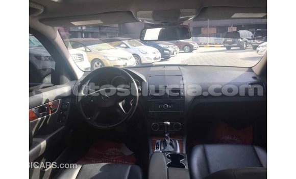 Buy Import Mercedes-Benz 190 (W201) Black Car in Import - Dubai in Anse-la-Raye Buy Import Mercedes-Benz 190 (W201) Black Car in Import - Dubai in Anse-la-Raye