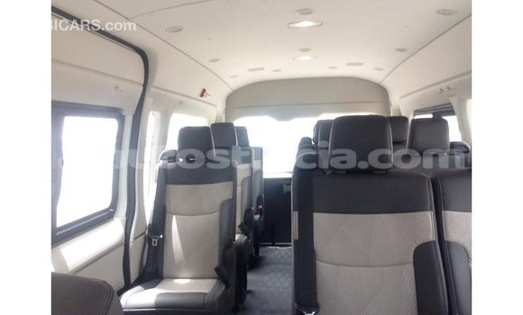 Buy Import Toyota Hiace White Car in Import - Dubai in Anse-la-Raye Buy Import Toyota Hiace White Car in Import - Dubai in Anse-la-Raye