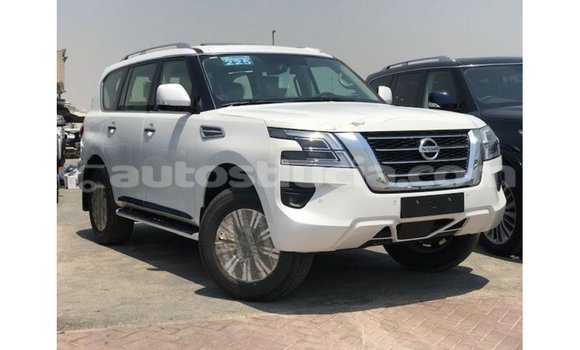 Buy Import Nissan Patrol White Car in Import - Dubai in Anse-la-Raye