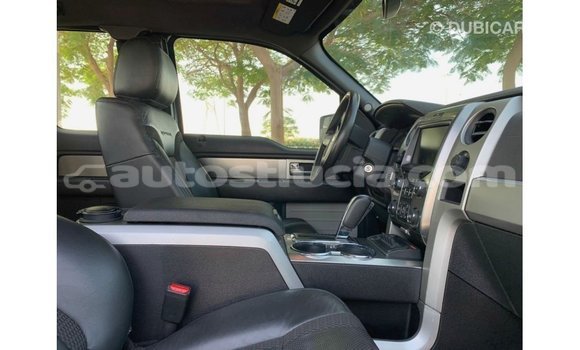 Buy Import Ford Club Wagon Beige Car in Import - Dubai in Anse-la-Raye Buy Import Ford Club Wagon Beige Car in Import - Dubai in Anse-la-Raye