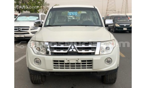 Buy Import Mitsubishi Pajero White Car in Import - Dubai in Anse-la-Raye Buy Import Mitsubishi Pajero White Car in Import - Dubai in Anse-la-Raye