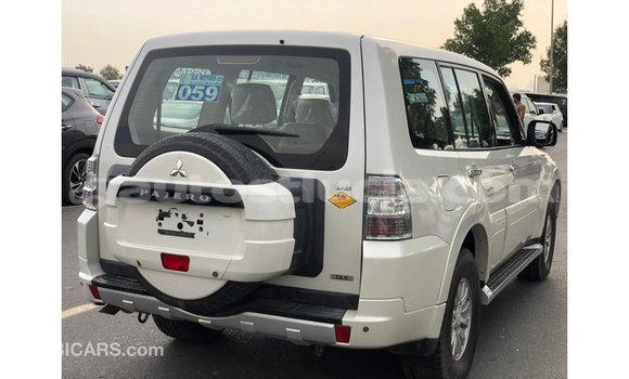 Buy Import Mitsubishi Pajero White Car in Import - Dubai in Anse-la-Raye Buy Import Mitsubishi Pajero White Car in Import - Dubai in Anse-la-Raye