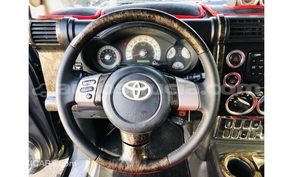 Buy Import Toyota FJ Cruiser Black Car in Import - Dubai in Anse-la-Raye Buy Import Toyota FJ Cruiser Black Car in Import - Dubai in Anse-la-Raye