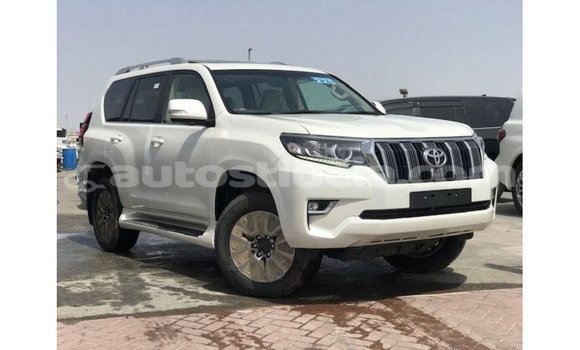 Buy Import Toyota Prado White Car in Import - Dubai in Anse-la-Raye