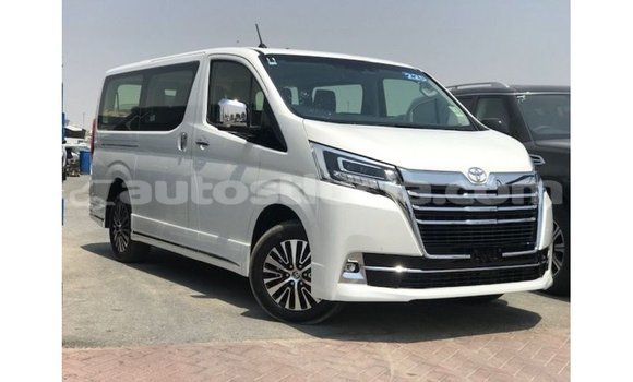 Buy Import Toyota Granvia White Car in Import - Dubai in Anse-la-Raye Buy Import Toyota Granvia White Car in Import - Dubai in Anse-la-Raye