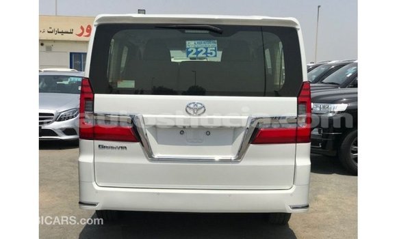 Buy Import Toyota Granvia White Car in Import - Dubai in Anse-la-Raye Buy Import Toyota Granvia White Car in Import - Dubai in Anse-la-Raye