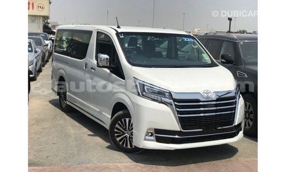 Buy Import Toyota Granvia White Car in Import - Dubai in Anse-la-Raye Buy Import Toyota Granvia White Car in Import - Dubai in Anse-la-Raye