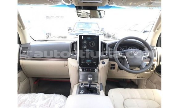 Buy Import Toyota Land Cruiser Black Car in Import - Dubai in Anse-la-Raye Buy Import Toyota Land Cruiser Black Car in Import - Dubai in Anse-la-Raye