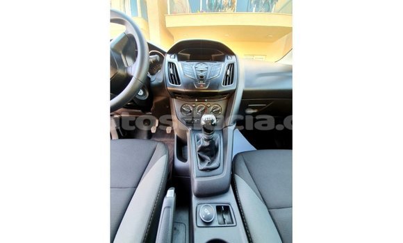 Buy Import Ford Focus White Car in Import - Dubai in Anse-la-Raye Buy Import Ford Focus White Car in Import - Dubai in Anse-la-Raye