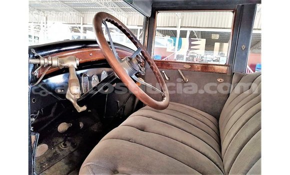 Buy Import Buick Electra Blue Car in Import - Dubai in Anse-la-Raye Buy Import Buick Electra Blue Car in Import - Dubai in Anse-la-Raye