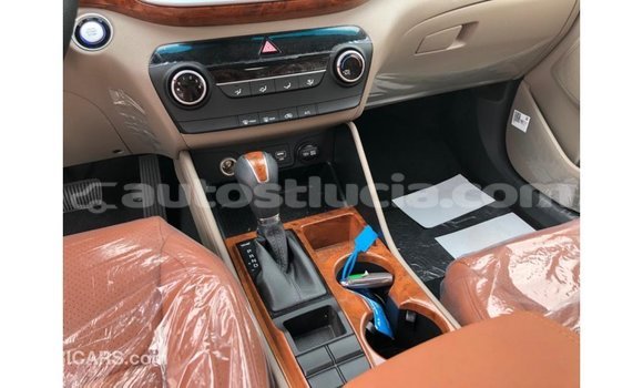 Buy Import Hyundai Tucson White Car in Import - Dubai in Anse-la-Raye Buy Import Hyundai Tucson White Car in Import - Dubai in Anse-la-Raye