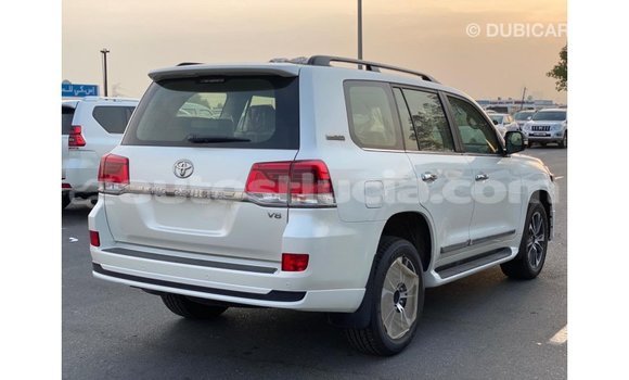 Buy Import Toyota Land Cruiser White Car in Import - Dubai in Anse-la-Raye Buy Import Toyota Land Cruiser White Car in Import - Dubai in Anse-la-Raye
