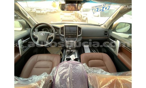 Buy Import Toyota Land Cruiser White Car in Import - Dubai in Anse-la-Raye Buy Import Toyota Land Cruiser White Car in Import - Dubai in Anse-la-Raye