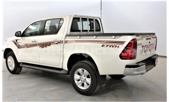 Buy Import Toyota Hilux White Car in Import - Dubai in Anse-la-Raye Buy Import Toyota Hilux White Car in Import - Dubai in Anse-la-Raye