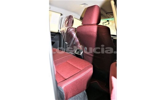 Buy Import Toyota Hilux White Car in Import - Dubai in Anse-la-Raye Buy Import Toyota Hilux White Car in Import - Dubai in Anse-la-Raye
