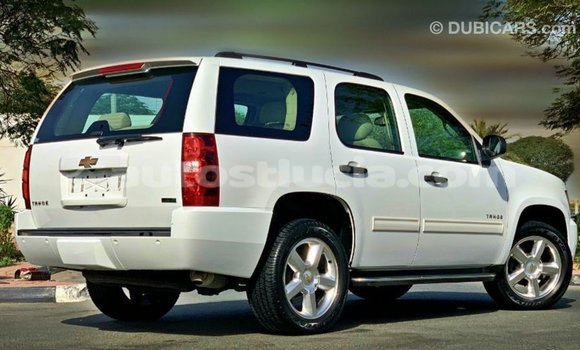 Buy Import Chevrolet Tahoe White Car in Import - Dubai in Anse-la-Raye Buy Import Chevrolet Tahoe White Car in Import - Dubai in Anse-la-Raye