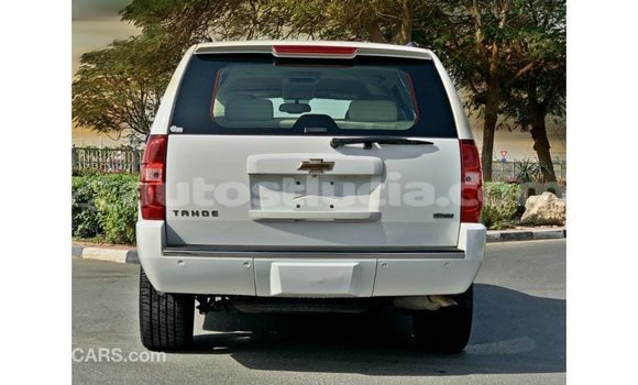 Buy Import Chevrolet Tahoe White Car in Import - Dubai in Anse-la-Raye Buy Import Chevrolet Tahoe White Car in Import - Dubai in Anse-la-Raye