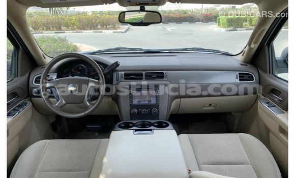 Buy Import Chevrolet Tahoe White Car in Import - Dubai in Anse-la-Raye Buy Import Chevrolet Tahoe White Car in Import - Dubai in Anse-la-Raye