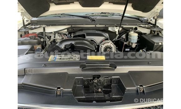 Buy Import Chevrolet Tahoe White Car in Import - Dubai in Anse-la-Raye Buy Import Chevrolet Tahoe White Car in Import - Dubai in Anse-la-Raye