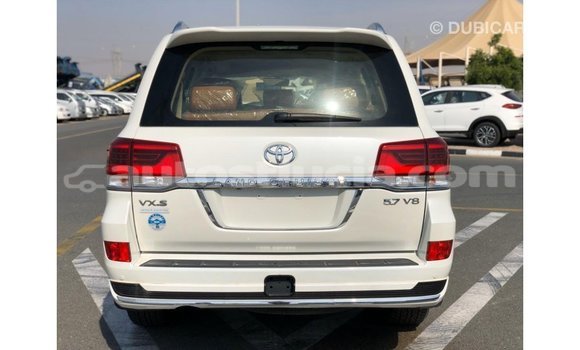 Buy Import Toyota Land Cruiser White Car in Import - Dubai in Anse-la-Raye Buy Import Toyota Land Cruiser White Car in Import - Dubai in Anse-la-Raye