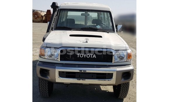 Buy Import Toyota Land Cruiser White Car in Import - Dubai in Anse-la-Raye Buy Import Toyota Land Cruiser White Car in Import - Dubai in Anse-la-Raye