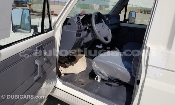 Buy Import Toyota Land Cruiser White Car in Import - Dubai in Anse-la-Raye Buy Import Toyota Land Cruiser White Car in Import - Dubai in Anse-la-Raye
