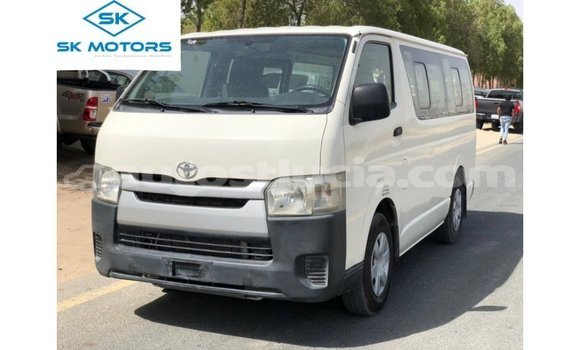 Buy Import Toyota Hiace White Car in Import - Dubai in Anse-la-Raye