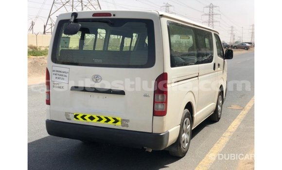 Buy Import Toyota Hiace White Car in Import - Dubai in Anse-la-Raye Buy Import Toyota Hiace White Car in Import - Dubai in Anse-la-Raye