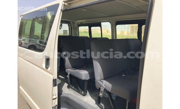 Buy Import Toyota Hiace White Car in Import - Dubai in Anse-la-Raye Buy Import Toyota Hiace White Car in Import - Dubai in Anse-la-Raye