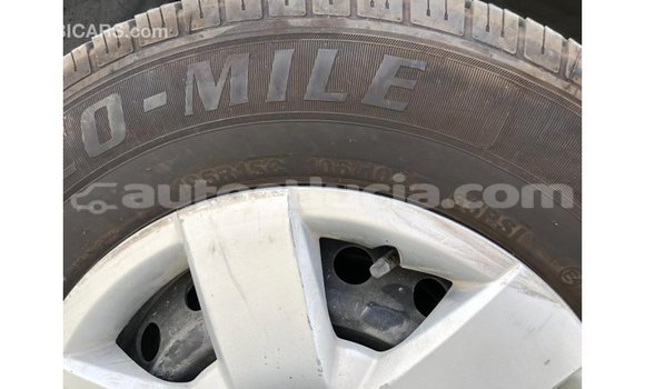 Buy Import Toyota Hiace White Car in Import - Dubai in Anse-la-Raye Buy Import Toyota Hiace White Car in Import - Dubai in Anse-la-Raye