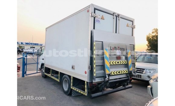 Buy Import Mitsubishi Carisma White Car in Import - Dubai in Anse-la-Raye Buy Import Mitsubishi Carisma White Car in Import - Dubai in Anse-la-Raye