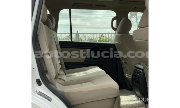Buy Import Toyota Land Cruiser White Car in Import - Dubai in Anse-la-Raye Buy Import Toyota Land Cruiser White Car in Import - Dubai in Anse-la-Raye