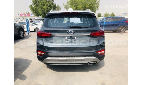 Buy Import Hyundai Santa Fe Green Car in Import - Dubai in Anse-la-Raye Buy Import Hyundai Santa Fe Green Car in Import - Dubai in Anse-la-Raye