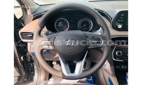 Buy Import Hyundai Santa Fe Green Car in Import - Dubai in Anse-la-Raye Buy Import Hyundai Santa Fe Green Car in Import - Dubai in Anse-la-Raye