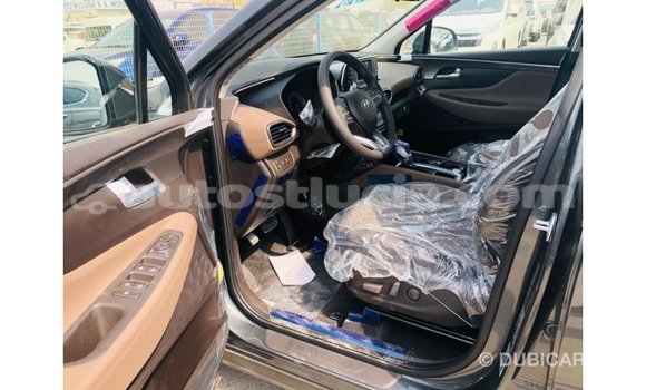 Buy Import Hyundai Santa Fe Green Car in Import - Dubai in Anse-la-Raye Buy Import Hyundai Santa Fe Green Car in Import - Dubai in Anse-la-Raye