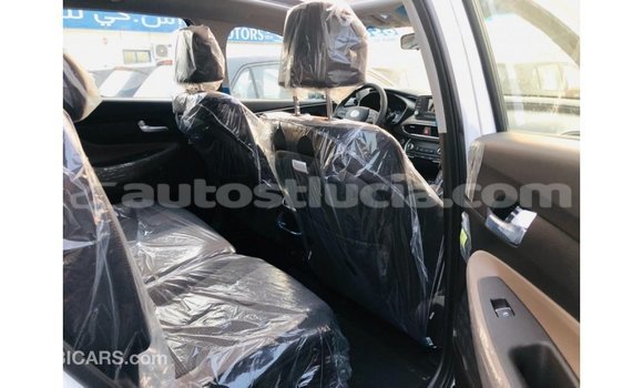 Buy Import Hyundai Santa Fe White Car in Import - Dubai in Anse-la-Raye Buy Import Hyundai Santa Fe White Car in Import - Dubai in Anse-la-Raye