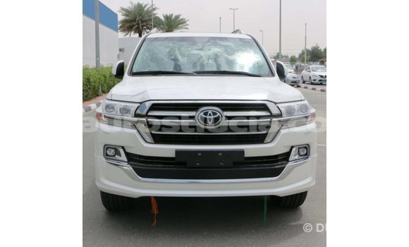 Buy Import Toyota Land Cruiser White Car in Import - Dubai in Anse-la-Raye Buy Import Toyota Land Cruiser White Car in Import - Dubai in Anse-la-Raye